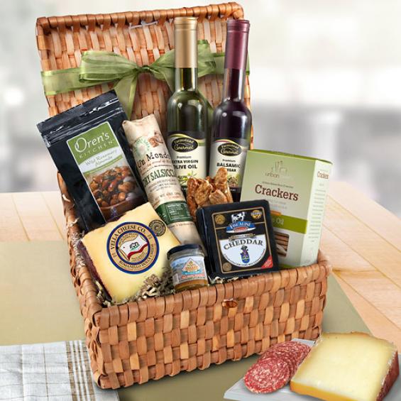 AA4043, Artisanal Delight Cheese and Savories Picnic Hamper