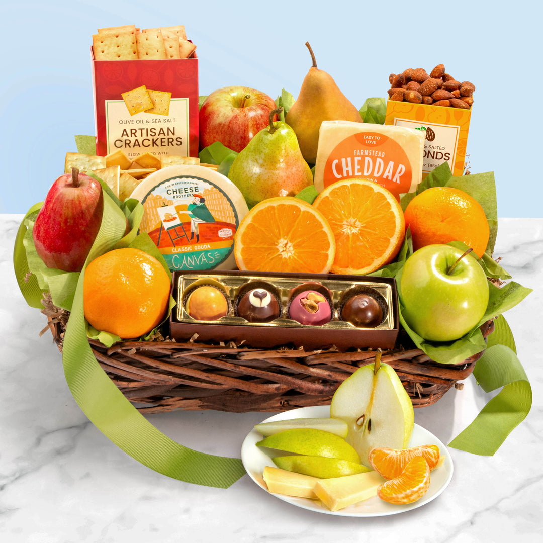 The Classic Deluxe Fruit Basket