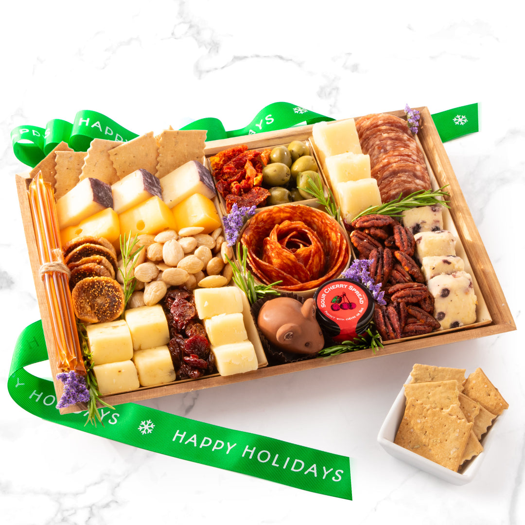 Happy Holidays Nibble Charcuterie Deluxe Board for 4-5
