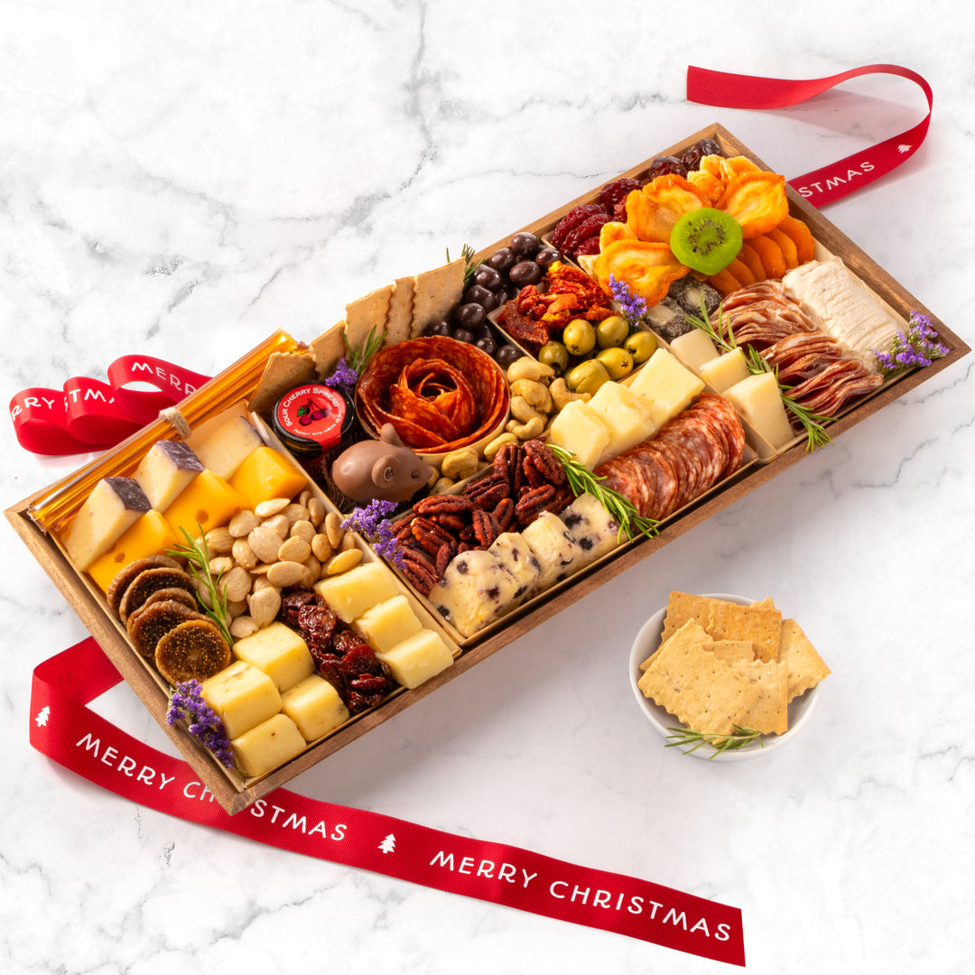 Merry Christmas Nibble Charcuterie Premium Board for 6-9