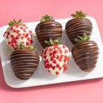 Made with Ghirardelli Love is Sweet Chocolate Covered Strawberries - 6 Berries