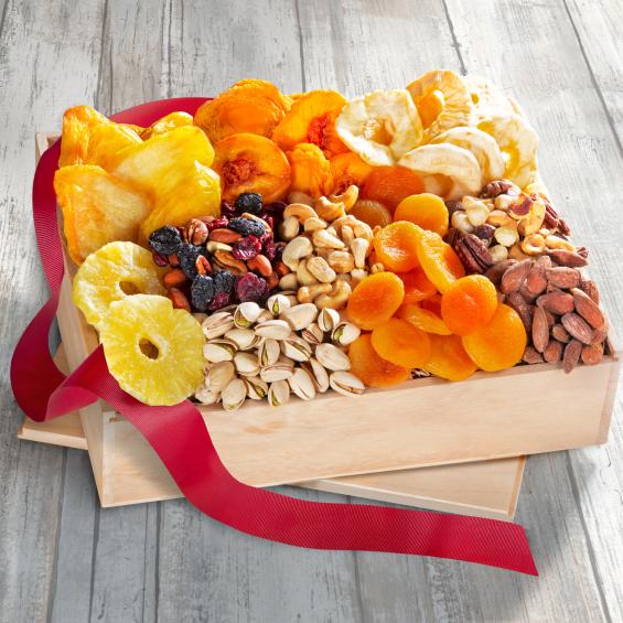 AC2024, Snacker's Delight Dried Fruit & Nut Gift Crate