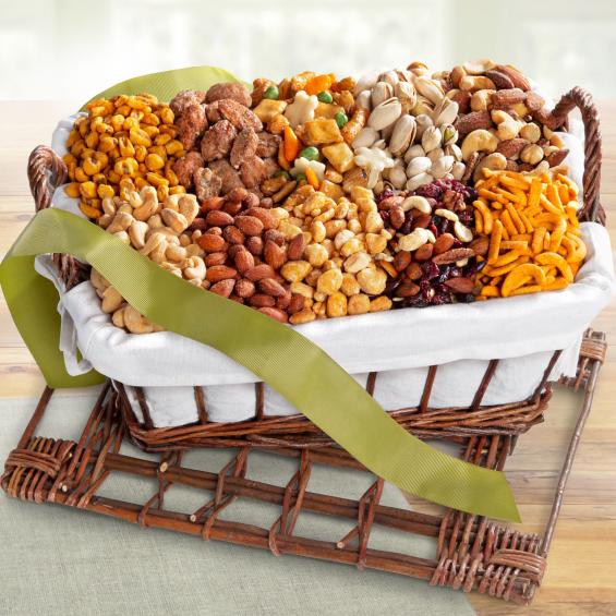AA3012, Snack Attack Gift Basket
