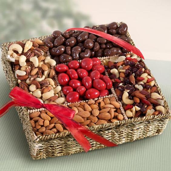 AA4003, Golden State Munch Mix Gift Basket