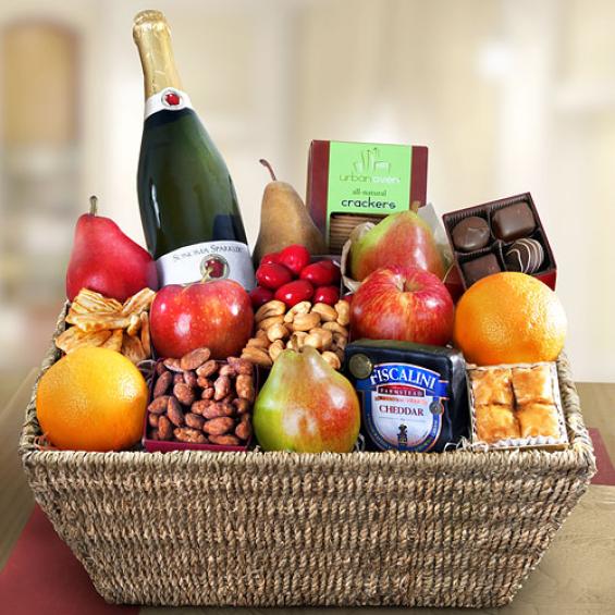 AA4014, California Extravaganza Gourmet Fruit Basket