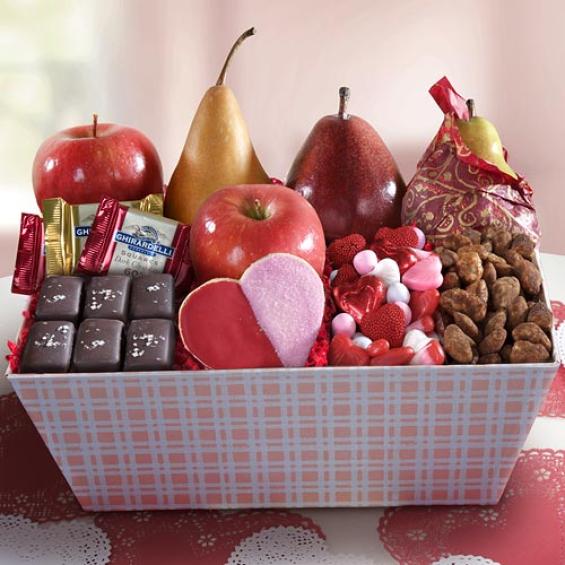 California Lovin' Valentine Fruit Tray AA4031 A Gift Inside