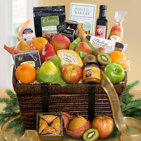 AA4067, Best of California Deluxe Artisanal Gourmet and Fruit Basket