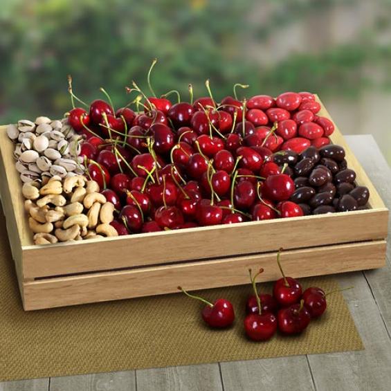 AC3001, California Dark Sweet Cherries and Snacks Deluxe Crate