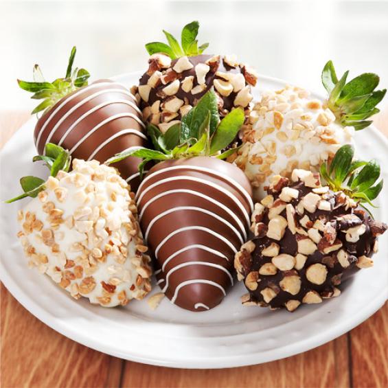 Nuts About Dipped Strawberries 6 Berries ACD1004 A Gift Inside