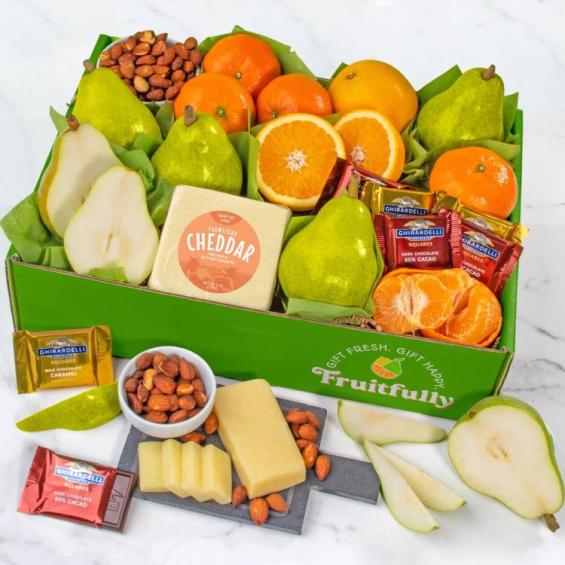 FRUITFULLYBOX_AB2022, FRUITFULLY BOX Harvest Favorites Fruit and Gourmet Gift Box