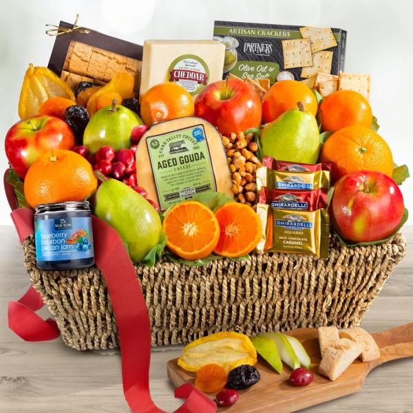 AA4016, California Farmstead Fruit Basket