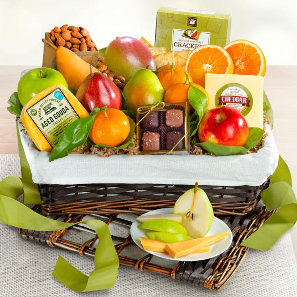 AA4101, The Classic Deluxe Fruit Basket
