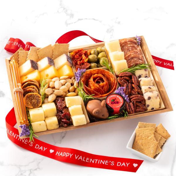 CH2000V, Happy Valentine's Day Nibble Charcuterie Deluxe Board for 4-5