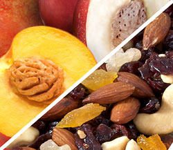 Organic White and Yellow Nectarine Combo with Organic Trail Mix