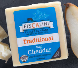Fiscalini Mild Cheddar & Beurre Bosc Pears