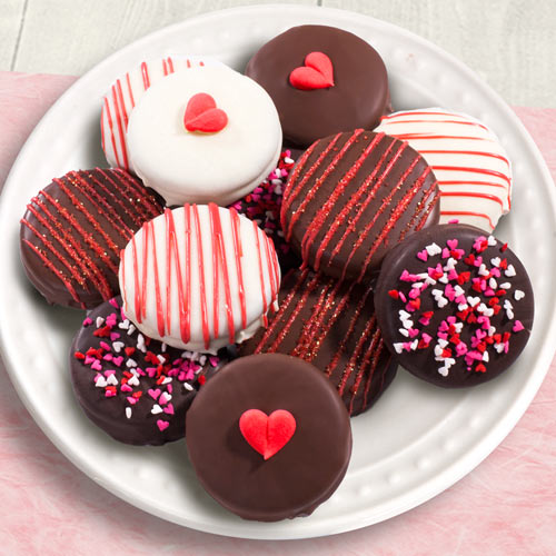 12 Chocolate Covered Love Oreos